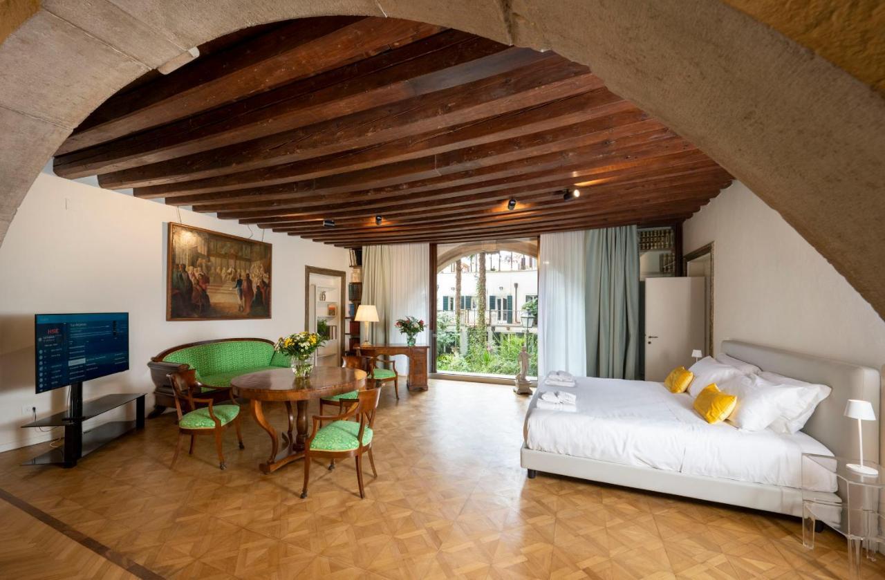 Mocenigo Grand Canal Luxury Suites Veneţia Exterior foto