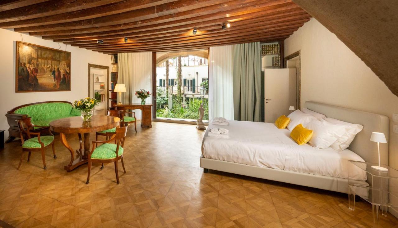 Mocenigo Grand Canal Luxury Suites Veneţia Exterior foto