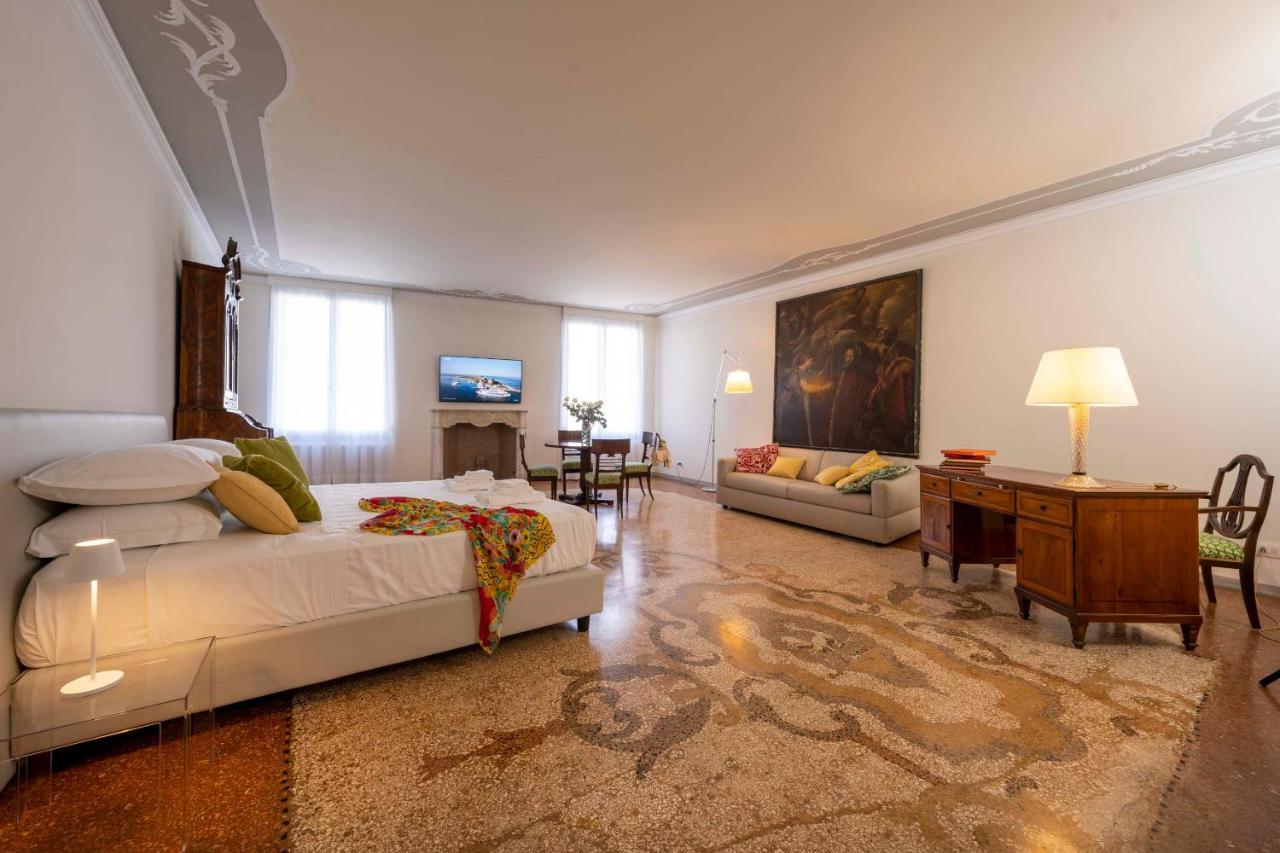 Mocenigo Grand Canal Luxury Suites Veneţia Exterior foto
